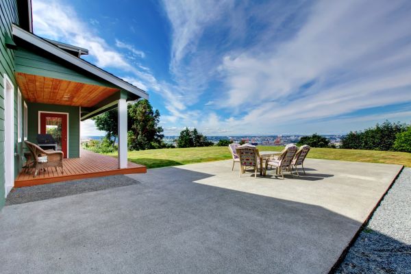 Backyard Concrete Paving in Lithonia