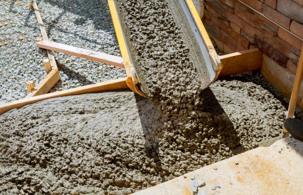 Cement Walkway Pouring in Lithonia